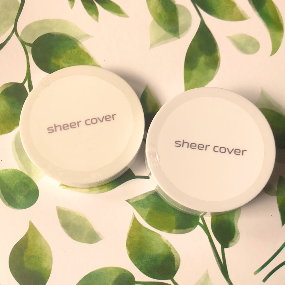 Sheer Cover Mineral Foundation in Tan and Conceal & Brighten Trio…